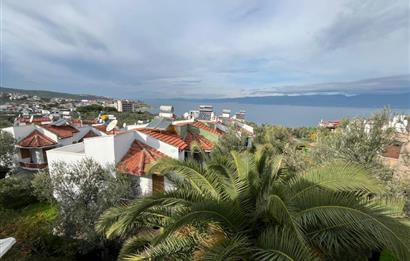 C21 BAL'DAN PELİTKÖY SAHİLİ'NDE DENİZ MANZARALI SATILIK TRİPLEKS