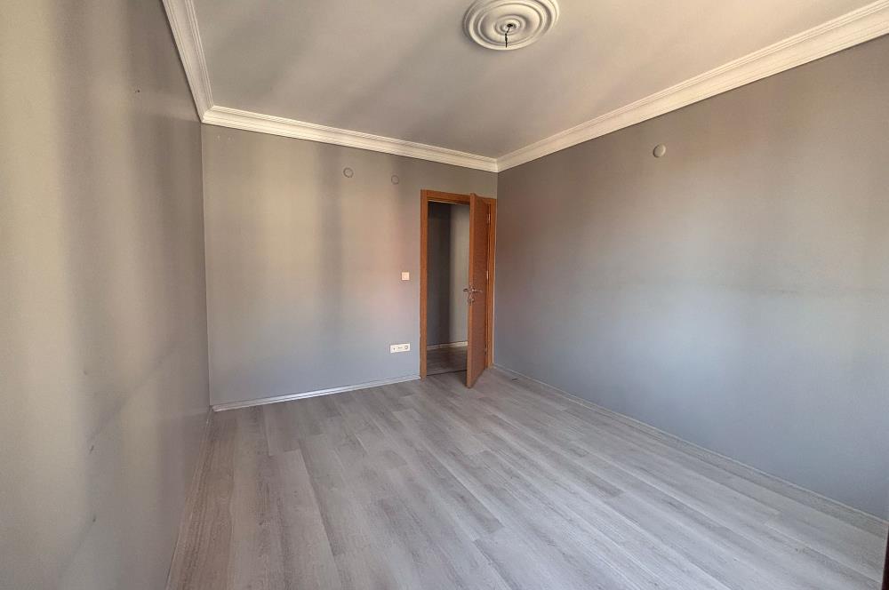 Ümraniye Namık Kemal Mahallesi Site İçerisinde Satılık 2+1 Daire