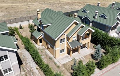 GÖLBAŞI ANADOLU BAHÇEŞEHİR EVLERİ SATILIK, NATAMAM 7+2 VİLLA