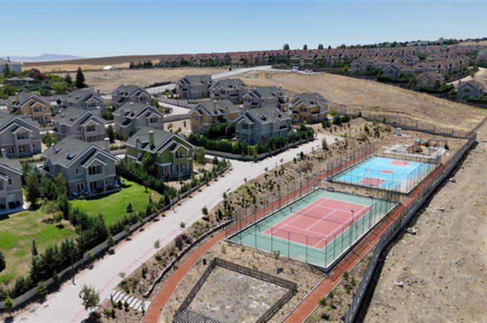 GÖLBAŞI ANADOLU BAHÇEŞEHİR EVLERİ SATILIK, NATAMAM 7+2 VİLLA