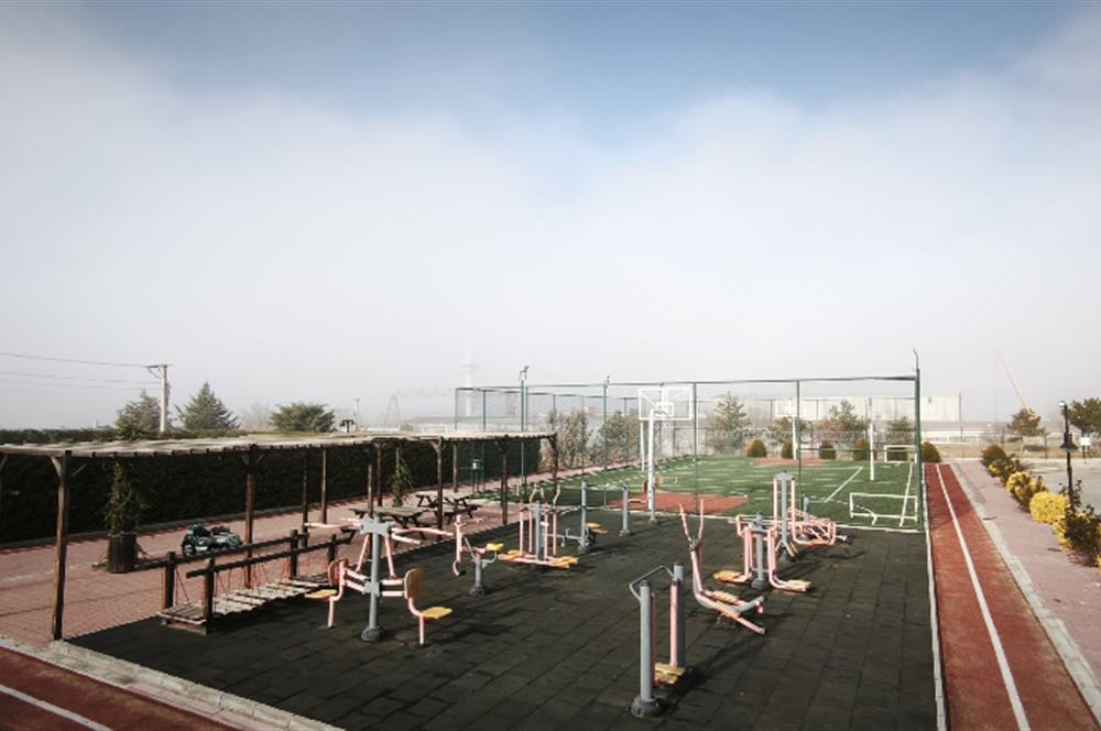 GÖLBAŞI BAHÇELİEVLER'DE GÜLKENT GÖL VİLLARIN'DA SATILIK VİLLA