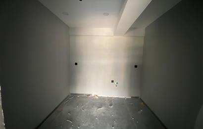 C21 LOFT'TAN OTONOMİ GALERİCİLER SİTESİNDE 140m² SATILIK İŞYERİ.