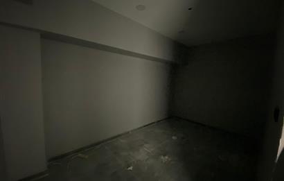 C21 LOFT'TAN OTONOMİ GALERİCİLER SİTESİNDE 140m² SATILIK İŞYERİ.