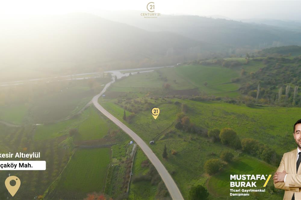 C21 BAL'DAN AKÇAKÖY'DE //ASFALTA CEPHE// 2700 M² SATILIK TARLA