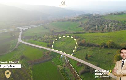 C21 BAL'DAN AKÇAKÖY'DE //ASFALTA CEPHE// 2700 M² SATILIK TARLA