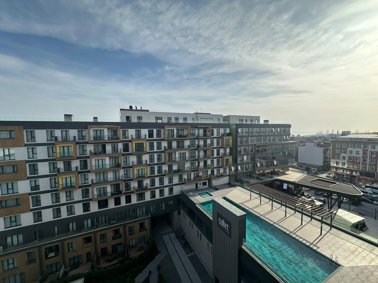 Collet Avcılar'da Göl Manzaralı ve Eşyalı Satılık 2+1 Daire