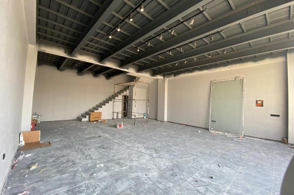 C21 LOFT'TAN OTONOMİ GALERİCİLER SİTESİNDE 140m² SATILIK İŞYERİ.