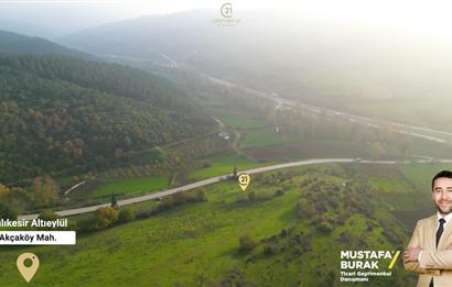 C21 BAL'DAN AKÇAKÖY'DE //ASFALTA CEPHE// 2700 M² SATILIK TARLA