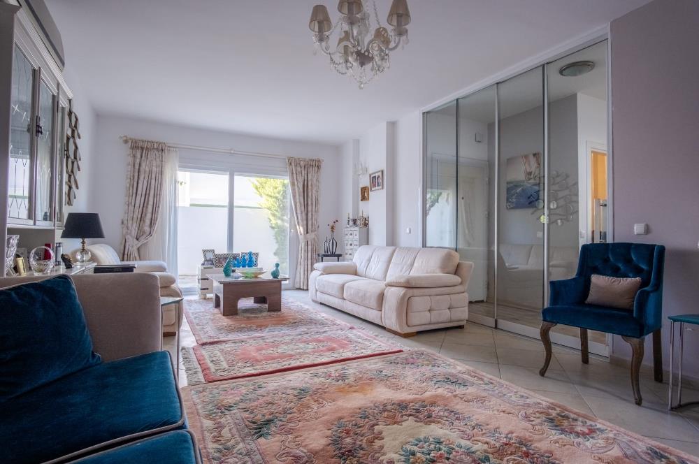 Bodrum-Konacık 4+1 satılık müstakil tripleks villa