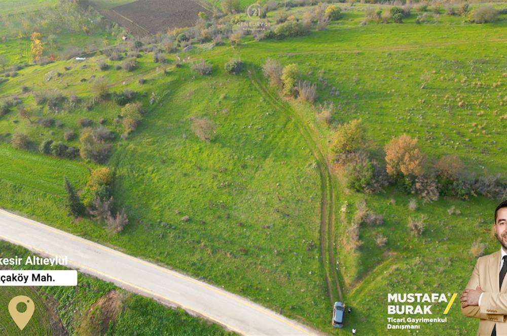 C21 BAL'DAN AKÇAKÖY'DE //ASFALTA CEPHE// 2700 M² SATILIK TARLA