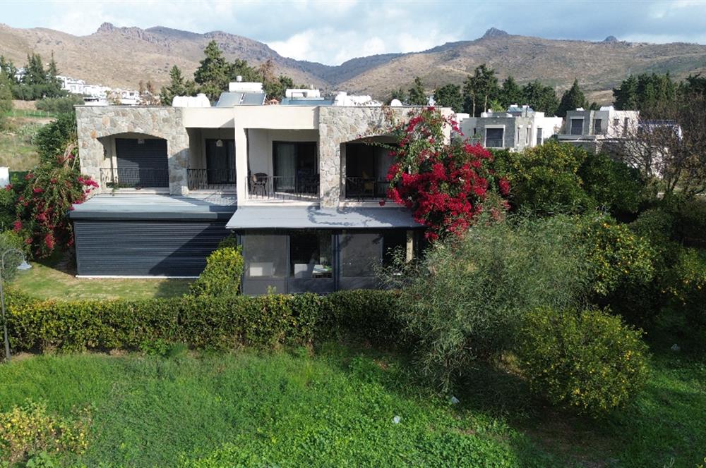 Akyarlar'da Site İçerisinde 2+1 Eşyalı Kiralık Daire