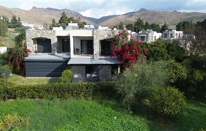 Akyarlar'da Site İçerisinde 2+1 Eşyalı Kiralık Daire