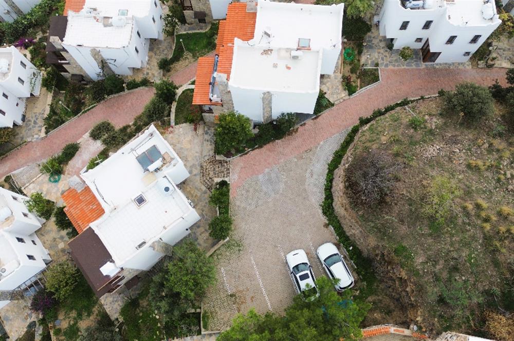 Yalıkavak Tilkicik Deniz Manzaralı Eşyalı Kiralık Dubleks Daire