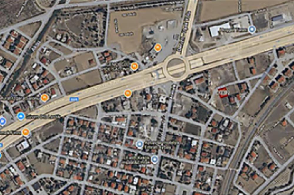 C21 Loft'tan Kaklık Anayola Üç Parsel Konut Arsası