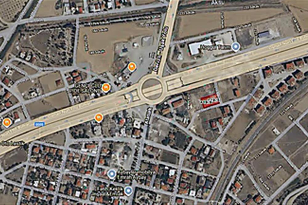 C21 Loft'tan Kaklık Anayola Bir Parsel Konut Arsası