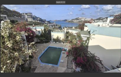 Bodrum Gümüşlük deniz manzaralı satılık villa