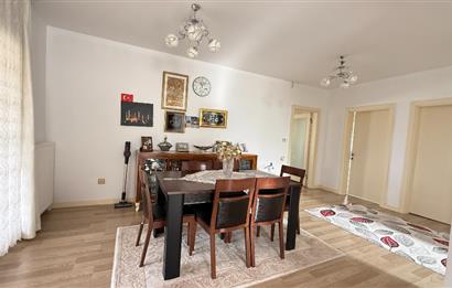 GÖLBAŞI BAHÇELİEVLER'DE GÜLKENT GÖL VİLLARIN'DA SATILIK VİLLA