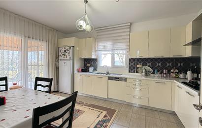 GÖLBAŞI BAHÇELİEVLER'DE GÜLKENT GÖL VİLLARIN'DA SATILIK VİLLA