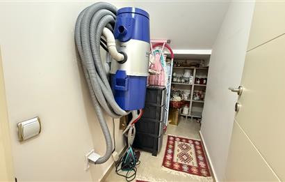 GÖLBAŞI BAHÇELİEVLER'DE GÜLKENT GÖL VİLLARIN'DA SATILIK VİLLA