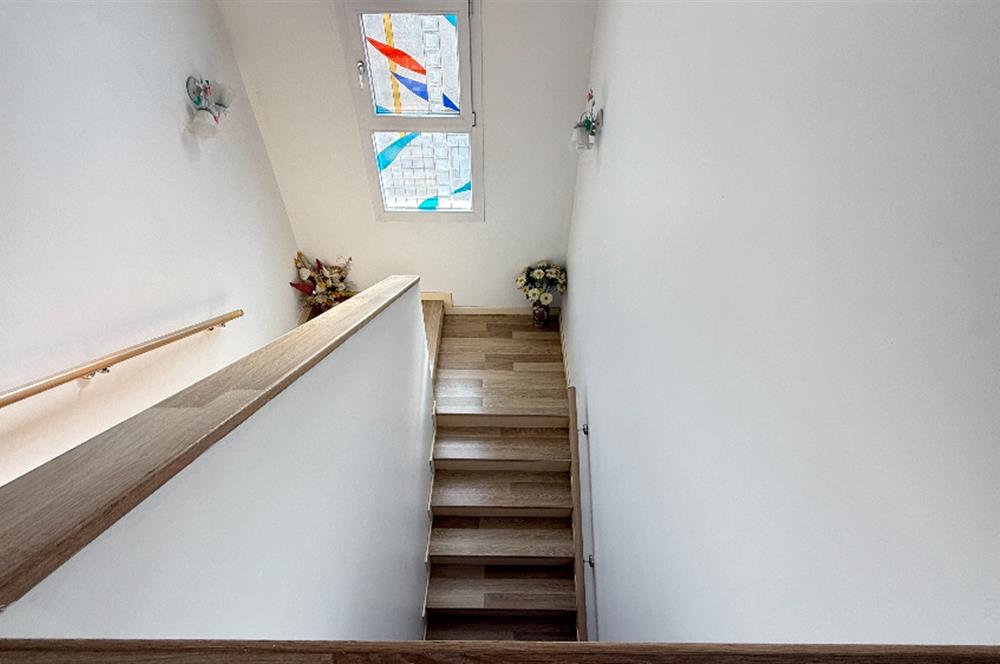 GÖLBAŞI BAHÇELİEVLER'DE GÜLKENT GÖL VİLLARIN'DA SATILIK VİLLA