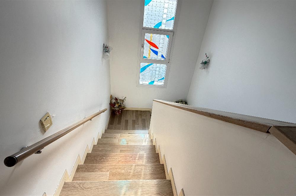 GÖLBAŞI BAHÇELİEVLER'DE GÜLKENT GÖL VİLLARIN'DA SATILIK VİLLA