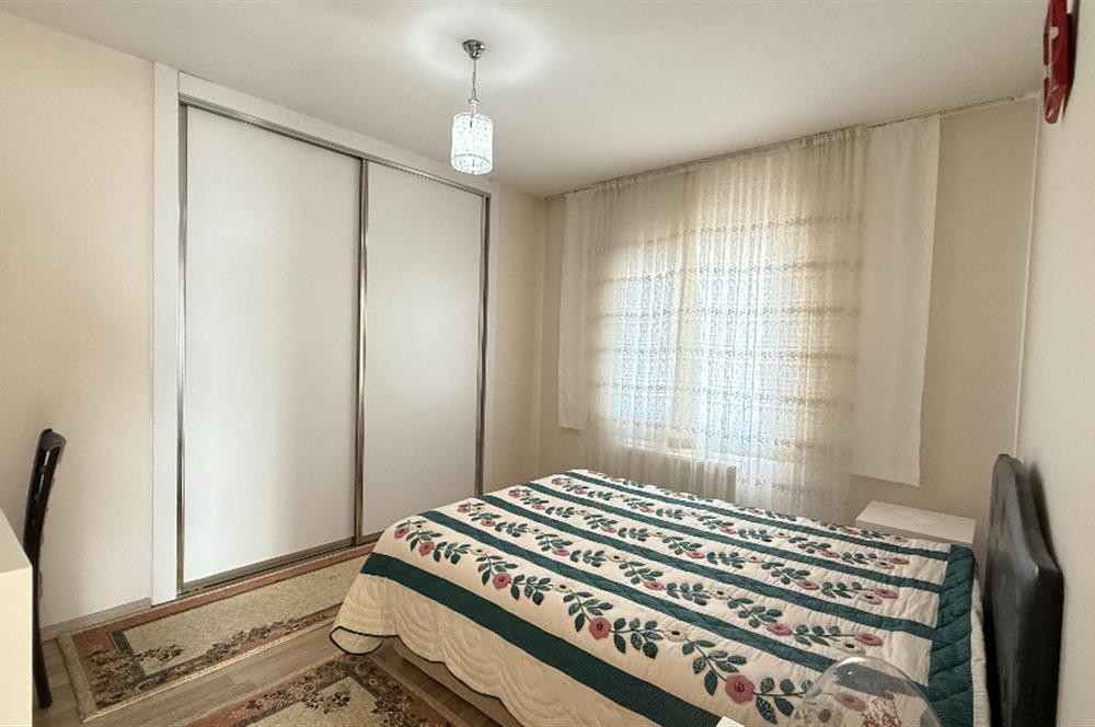 GÖLBAŞI BAHÇELİEVLER'DE GÜLKENT GÖL VİLLARIN'DA SATILIK VİLLA