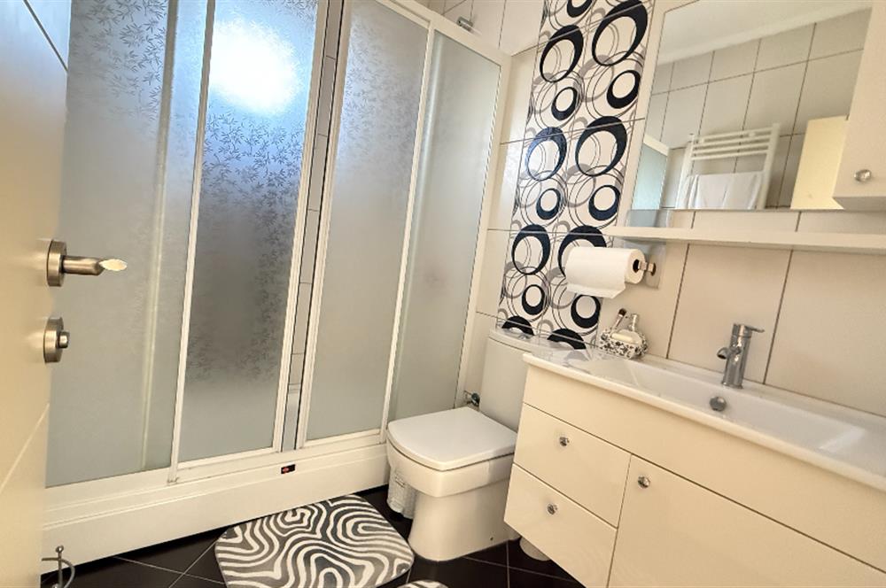 GÖLBAŞI BAHÇELİEVLER'DE GÜLKENT GÖL VİLLARIN'DA SATILIK VİLLA