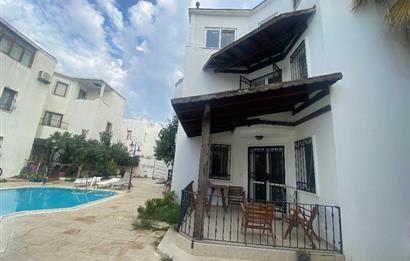 Bodrum Eskiçeşme Butik Sitede Satılık Tripleks Villa