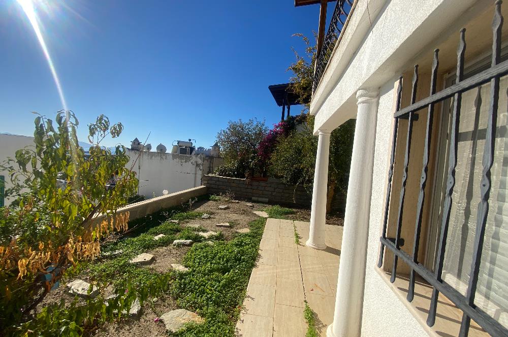 Bodrum Mutlu Sitesi Şahane Manzaralı Satılık Dubleks Villa