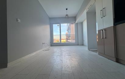 CENTURY 21 CUMHURİYET MAH.HAVUZLU-SİTE İÇİ -DAİRE