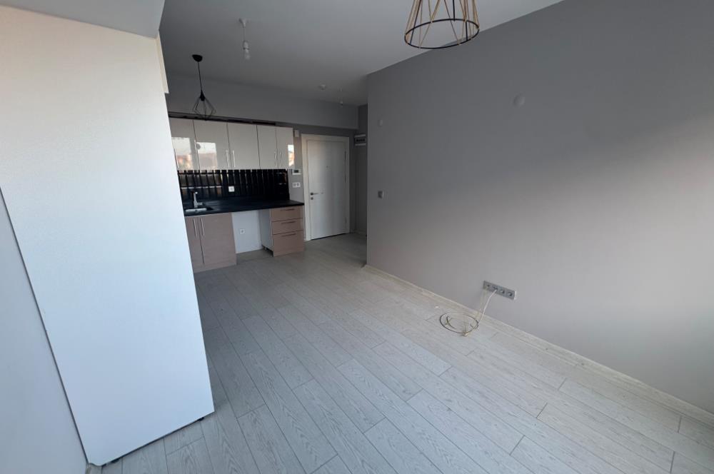 CENTURY 21 CUMHURİYET MAH.HAVUZLU-SİTE İÇİ -DAİRE