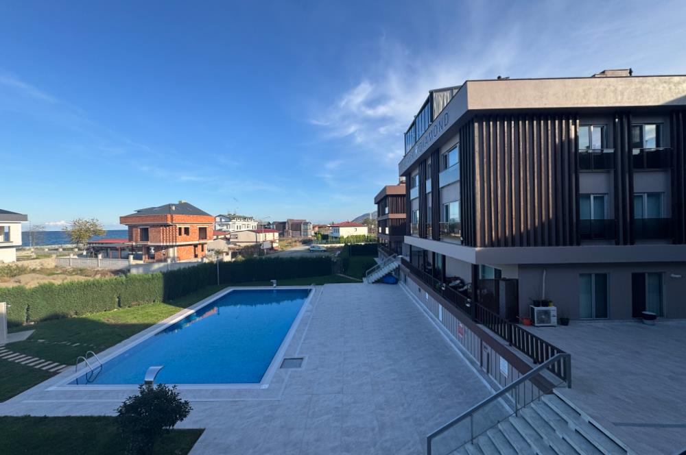 CENTURY 21 CUMHURİYET MAH.HAVUZLU-SİTE İÇİ -DAİRE