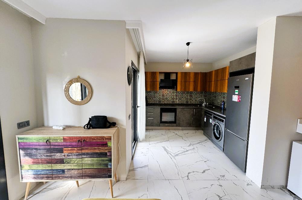 Akyarlar'da Site İçerisinde 2+1 Eşyalı Kiralık Daire