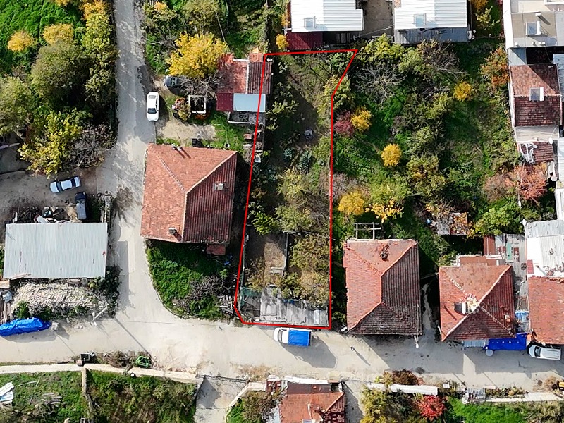 C21 Cius; Adliye Köyünde 471 m2 İmarlı Satılık Arsa