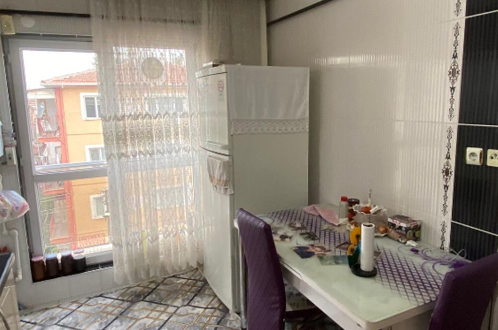 SİNCAN ATATÜRK MAH. 3+1 YAPILI SATILIK FIRSAT DAİRE