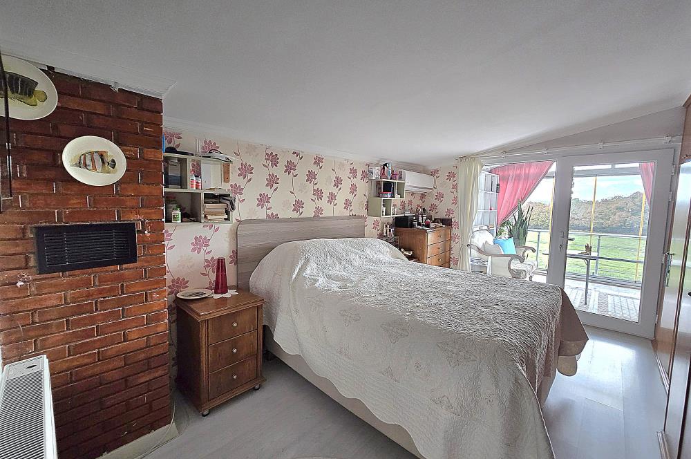 SİTE İÇERİSİNDE DOĞA MANZARALI HAVUZLU BAHÇELİ BAKIMLI VİLLA