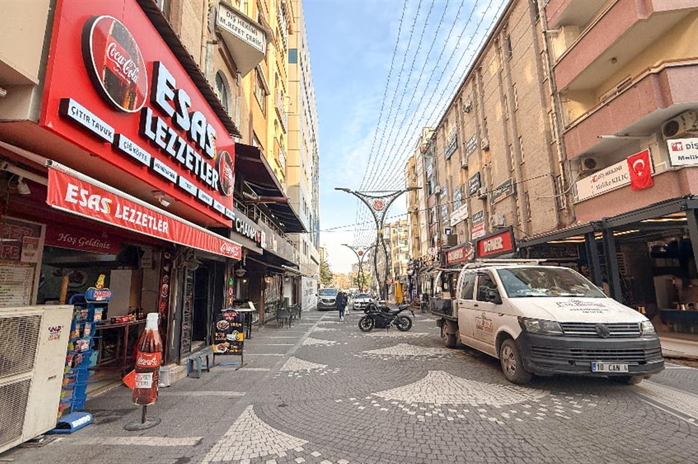 CENTURY21 BAL'DAN ESKİ KUYUMCULAR MAH DE SATILIK DÜKKAN/MAĞAZA