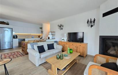 Koyunbaba'da Havuzlu Elit Site İçinde Muhteşem Deniz Manzaralı Satılık Daire