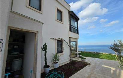 Koyunbaba'da Havuzlu Elit Site İçinde Muhteşem Deniz Manzaralı Satılık Daire