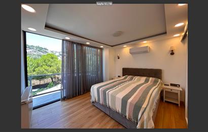 Bodrum Yeniköy'de Yenilenmiş 3+1 Müstakil girişli Dubleks 