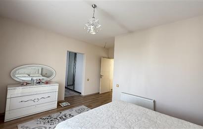 GÖLBAŞI BAHÇELİEVLER'DE GÜLKENT GÖL VİLLARIN'DA SATILIK VİLLA