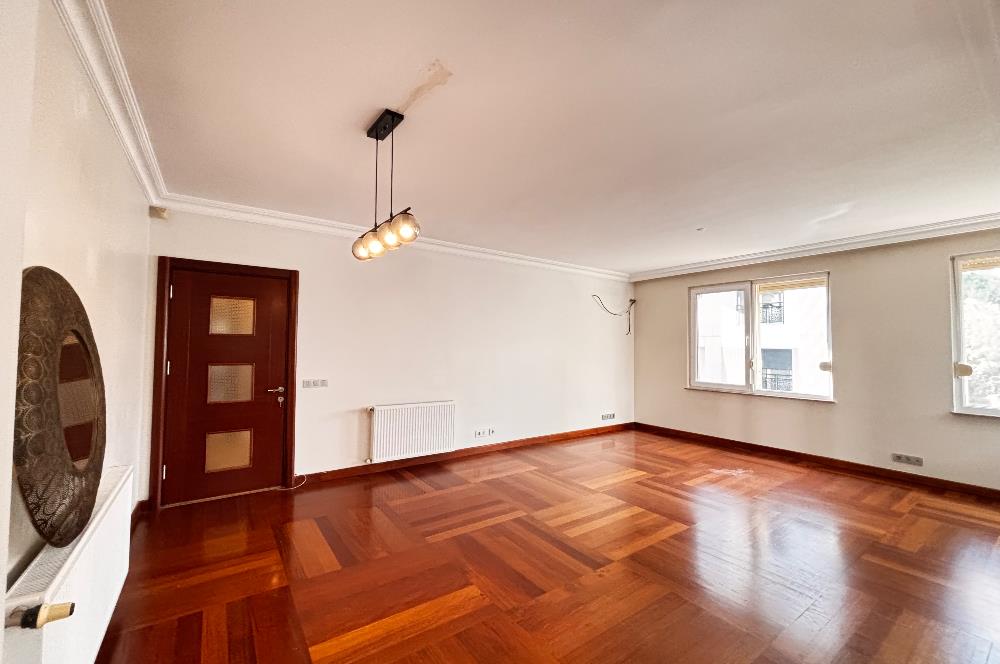 SUADİYE BAĞDAT CADDESİ VE MARMARAY YAKININDA SATILIK DAİRE