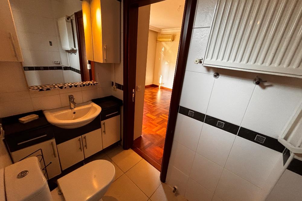 SUADİYE BAĞDAT CADDESİ VE MARMARAY YAKININDA SATILIK DAİRE