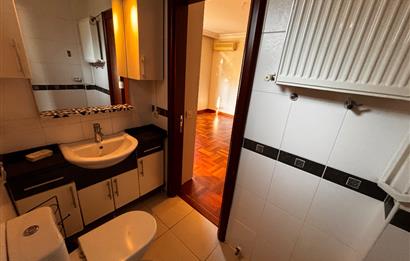 SUADİYE BAĞDAT CADDESİ VE MARMARAY YAKININDA SATILIK DAİRE