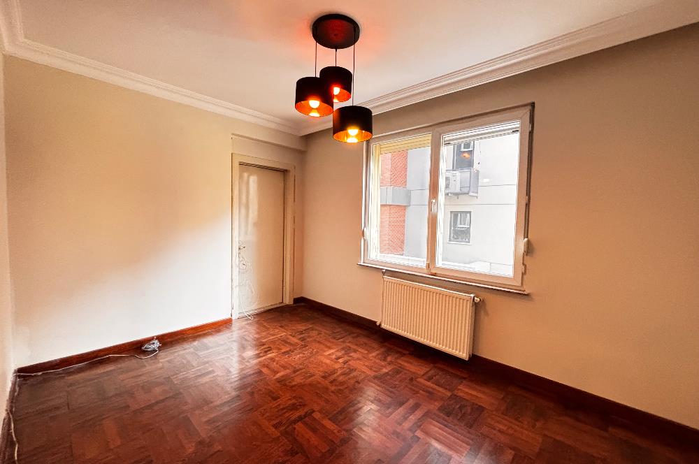 SUADİYE BAĞDAT CADDESİ VE MARMARAY YAKININDA SATILIK DAİRE