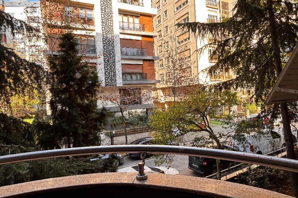 SUADİYE BAĞDAT CADDESİ VE MARMARAY YAKININDA SATILIK DAİRE