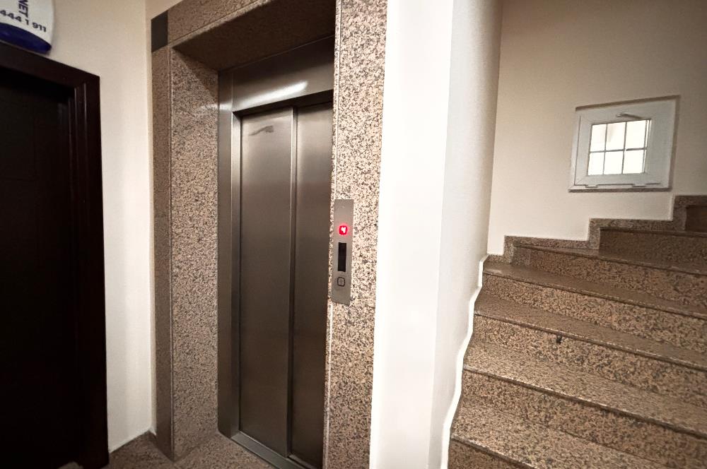 SUADİYE BAĞDAT CADDESİ VE MARMARAY YAKININDA SATILIK DAİRE