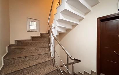 SUADİYE BAĞDAT CADDESİ VE MARMARAY YAKININDA SATILIK DAİRE