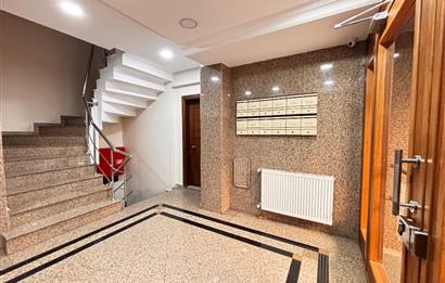 SUADİYE BAĞDAT CADDESİ VE MARMARAY YAKININDA SATILIK DAİRE