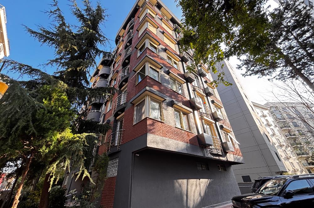 SUADİYE BAĞDAT CADDESİ VE MARMARAY YAKININDA SATILIK DAİRE